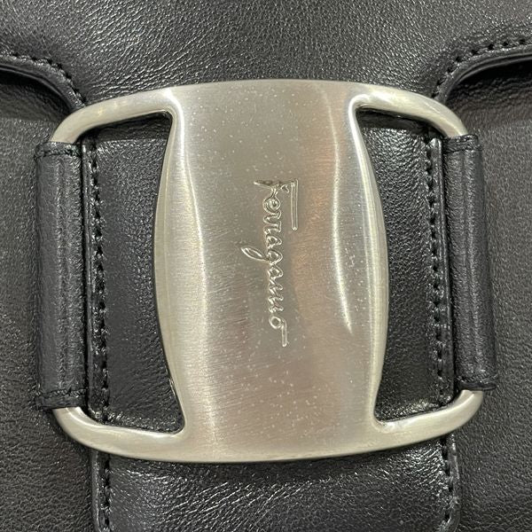 Salvatore Ferragamo(サルヴァトーレフェラガモ) ヴァラ ヴィンテージ ショルダーバッグ レザー レディース【中古AB】20231028