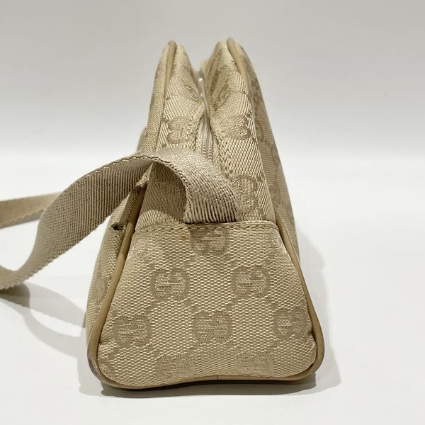 GUCCI(グッチ) ハーフムーン ポーチ 肩掛け ワンショルダー 90781 ショルダーバッグ GGキャンバス 【中古B】20231125