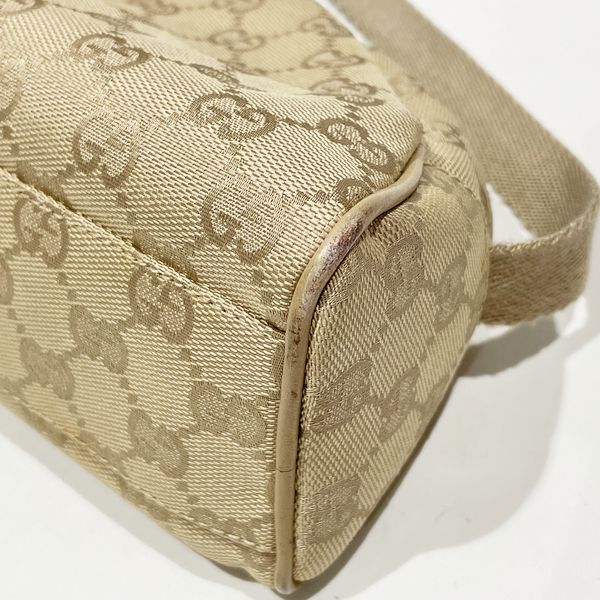 GUCCI(グッチ) ハーフムーン ポーチ 肩掛け ワンショルダー 90781 ショルダーバッグ GGキャンバス 【中古B】20231125