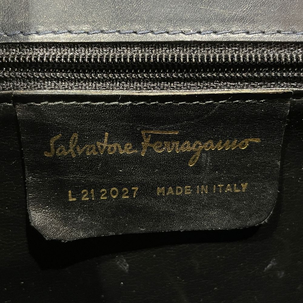 Salvatore Ferragamo (Salvatore Ferragamo) Heel fittings square type crossbody vintage L21 2027 shoulder bag leather ladies [Used B] 20240224