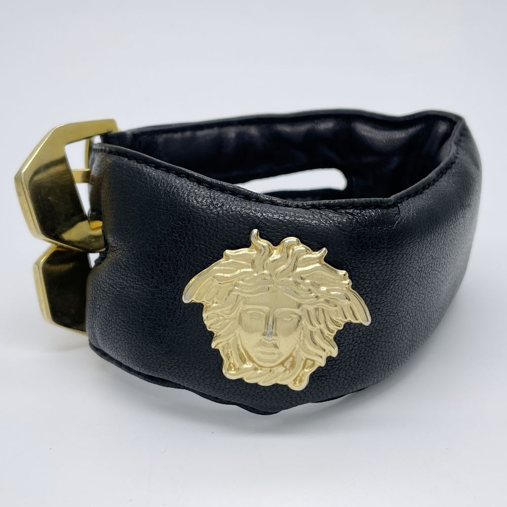 Gianni Versace Medusa Leather Wristband 24cm Vintage Bracelet / Unisex [Used AB] 20240327
