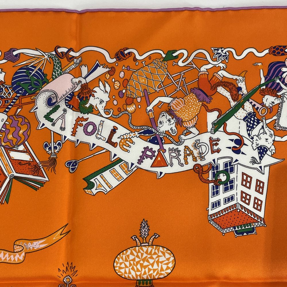 中古A/美品】HERMES エルメス 大判 カレ90 LA FOLLE PARADE ラ・フォル・パレード オレンジ ユニセックス スカーフ 20453750