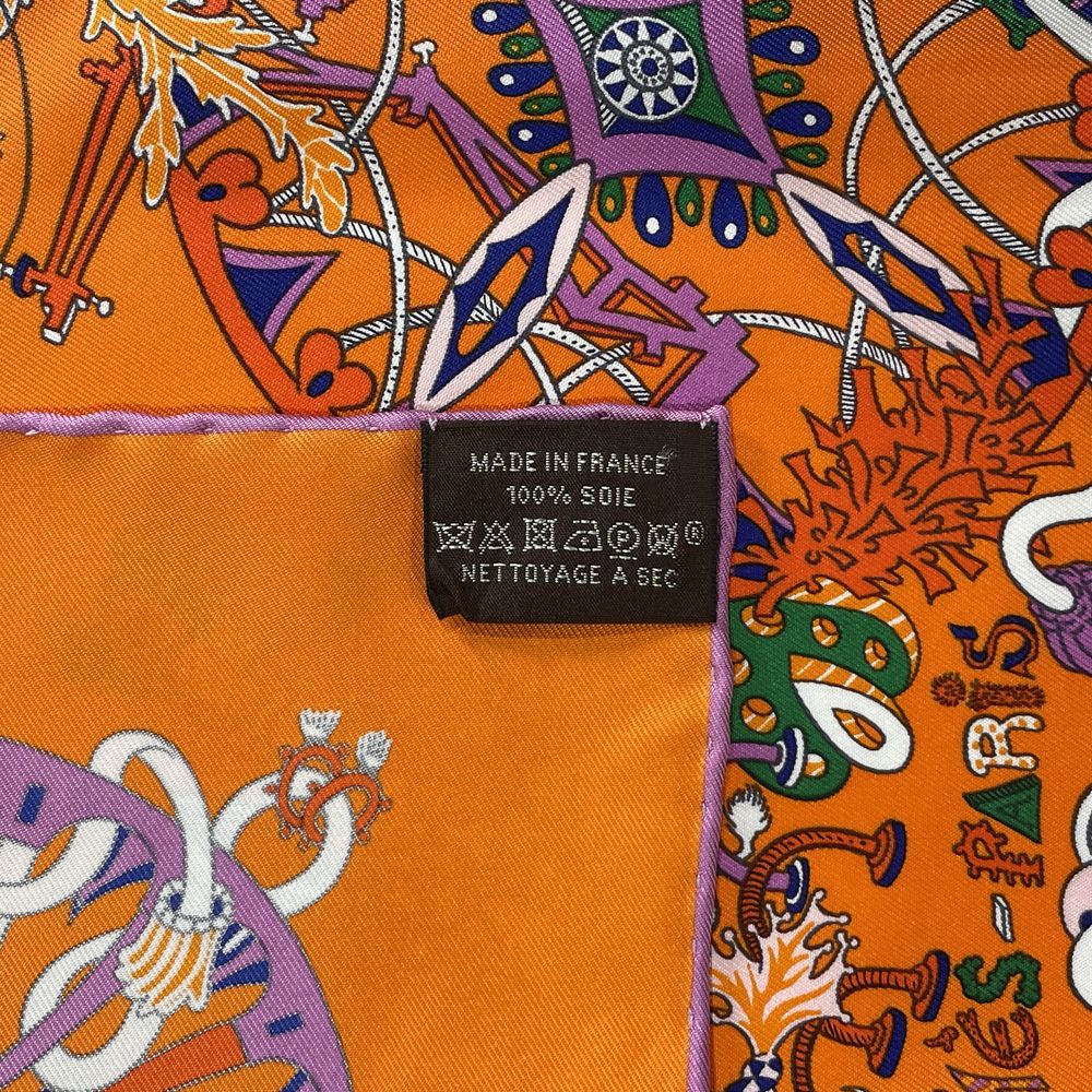 中古A/美品】HERMES エルメス 大判 カレ90 LA FOLLE PARADE ラ・フォル・パレード オレンジ ユニセックス スカーフ 20453750