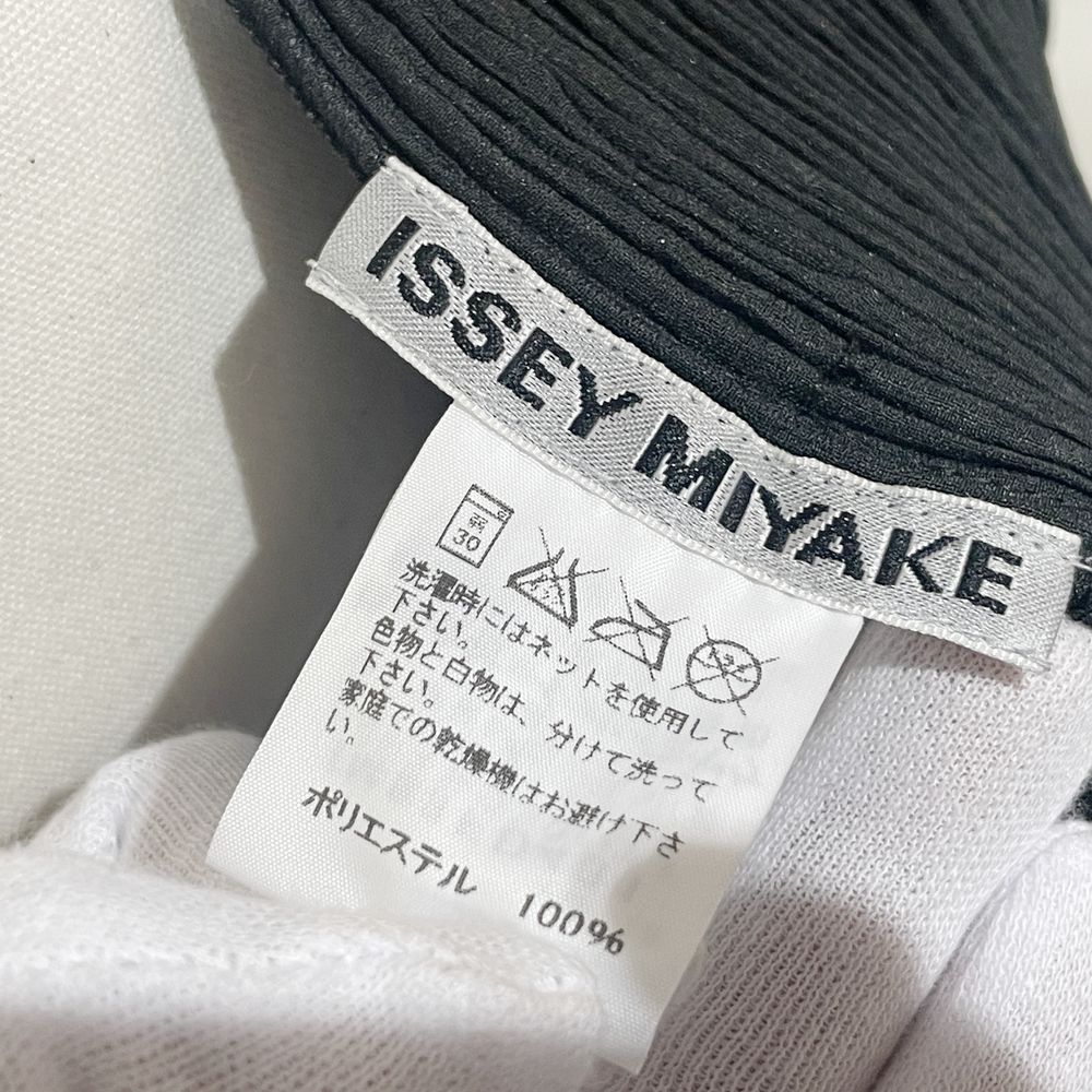 ISSEY MIYAKE(イッセイミヤケ) プリーツ加工 シャツ サイズ2 IM53FD431 テーラードジャケット ポリエステル レディース【中古B】20240417