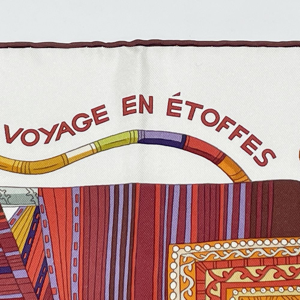 中古A/美品】HERMES エルメス カレ90 Voyage en Etoffes 世界の布地を巡る旅 ユニセックス スカーフ レッド20464315