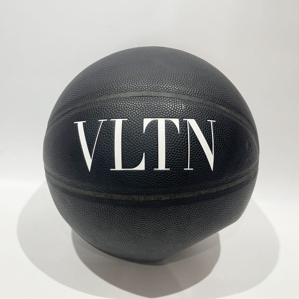 Valentino(ヴァレンチノ) ×SPALDING スポルディング コラボ VLTN ロゴ バスケットボール インテリア その他小物 ラバー ユニセックス【中古B】20241109