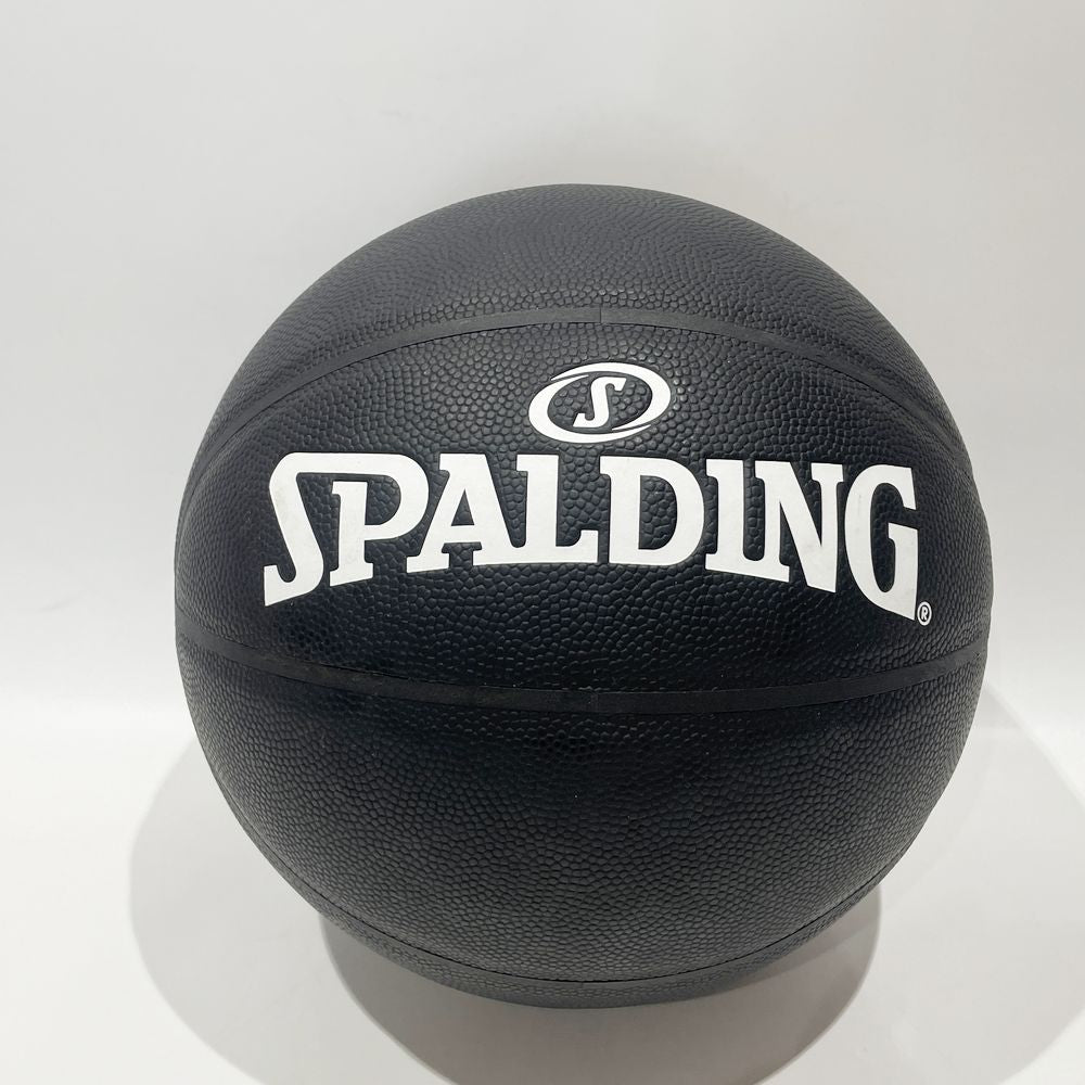 Valentino(ヴァレンチノ) ×SPALDING スポルディング コラボ VLTN ロゴ バスケットボール インテリア その他小物 ラバー ユニセックス【中古B】20241109