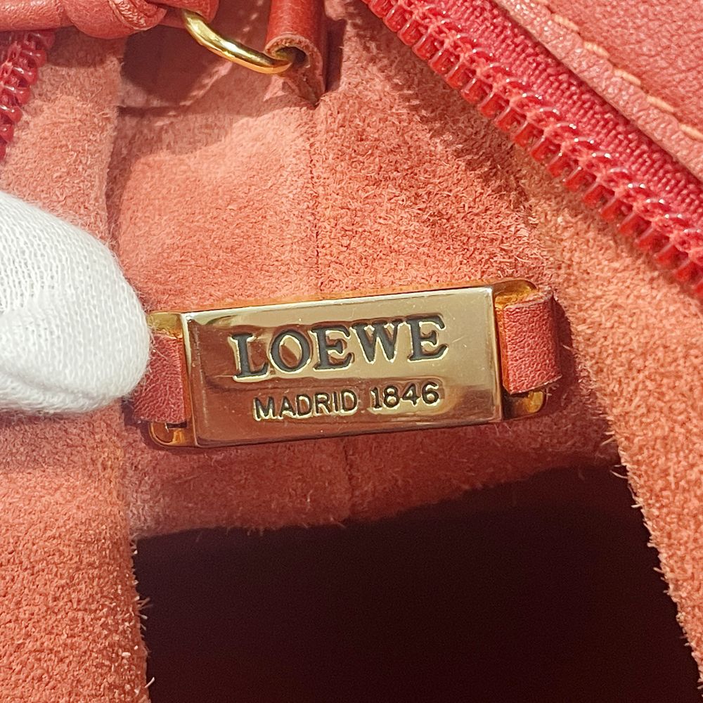 LOEWE(ロエベ) アナグラム チャーム ポーチ付き ヴィンテージ 斜め掛け ショルダーバッグ レザー レディース【中古B】20240511