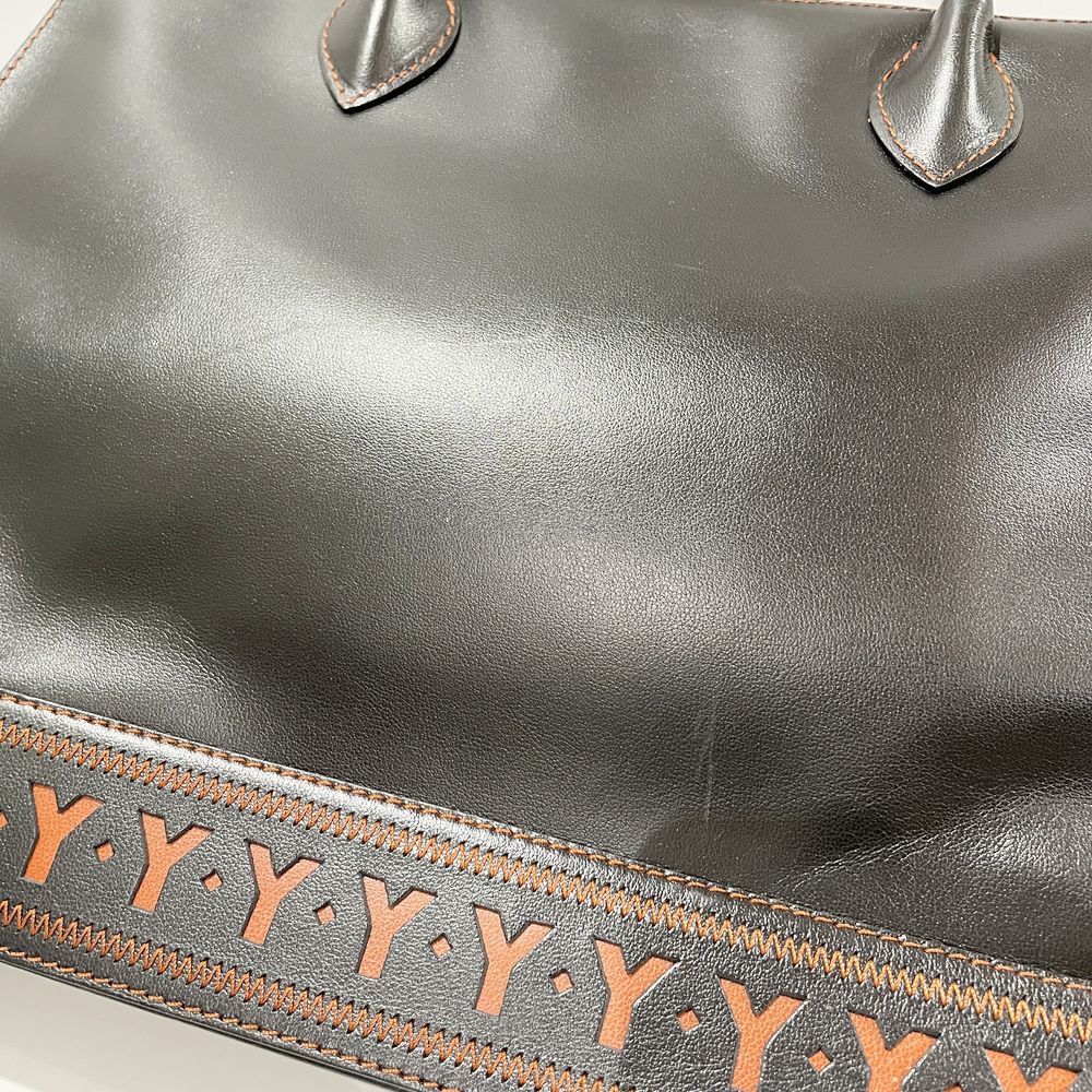 YVES SAINT LAURENT(イヴ・サンローラン) Yカットアウト YSL ロゴチャーム付き 2WAY ヴィンテージ ハンドバッグ レザー レディース【中古AB】20240518