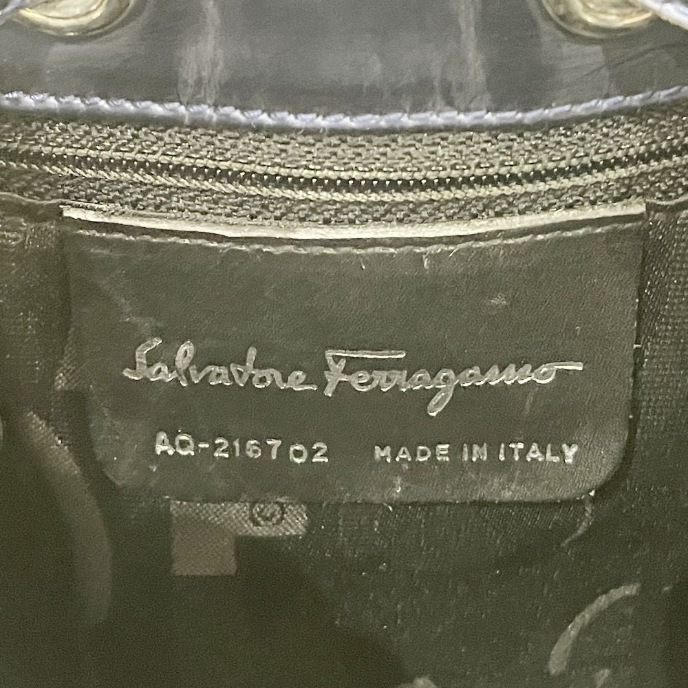 Salvatore Ferragamo(サルヴァトーレフェラガモ) ヴァラ ミニ AQ-2167 02 リュック・デイパック エナメル レディース【中古B】20240525