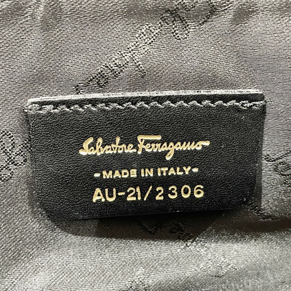 Salvatore Ferragamo(サルヴァトーレフェラガモ) ガンチーニ ワンショルダー ポーチ AU-21/2306 ショルダーバッグ キャンバス/レザー レディース【中古AB】20240526