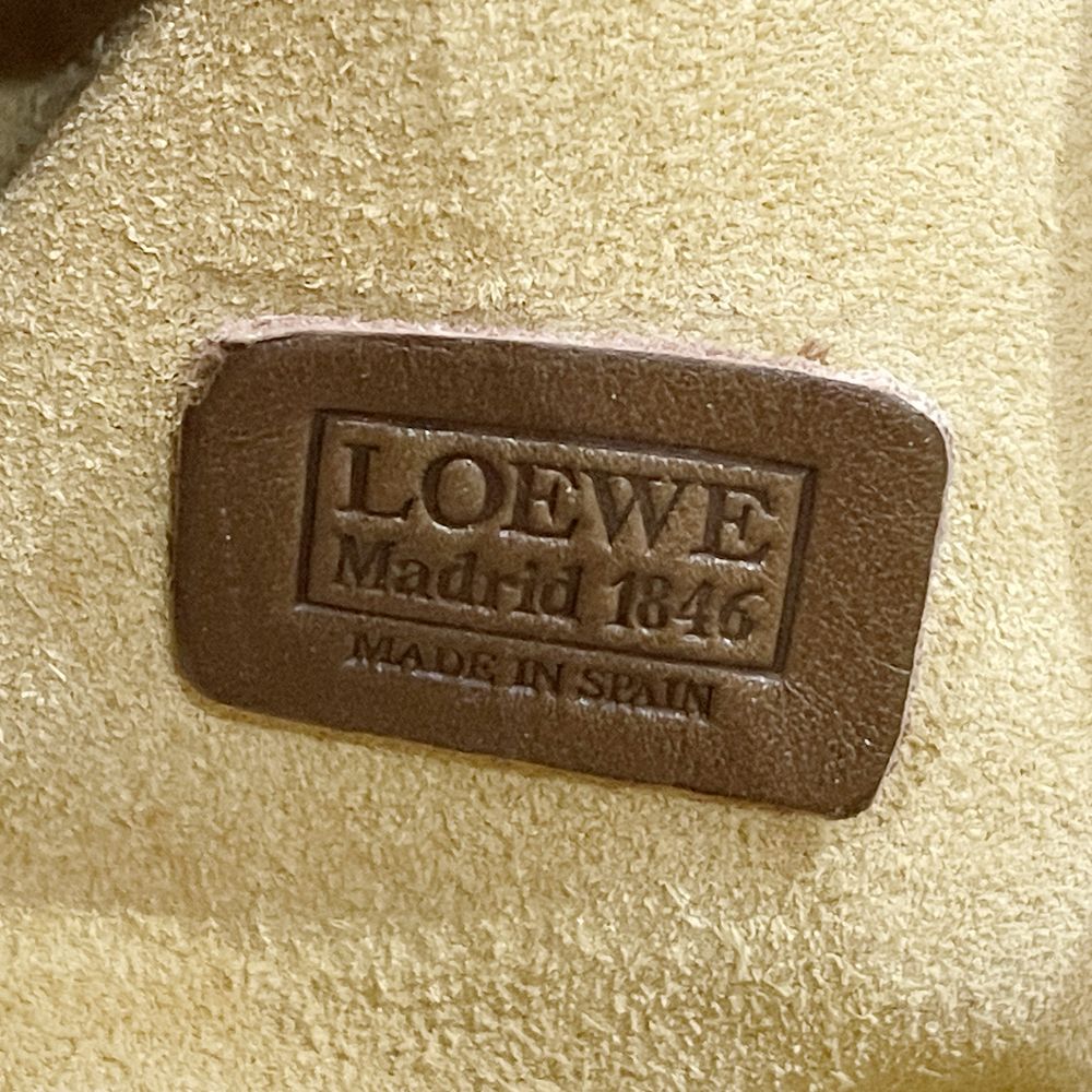 LOEWE(ロエベ) アナグラム 巾着 斜め掛け ヴィンテージ ショルダーバッグ レザー レディース【中古B】20240526