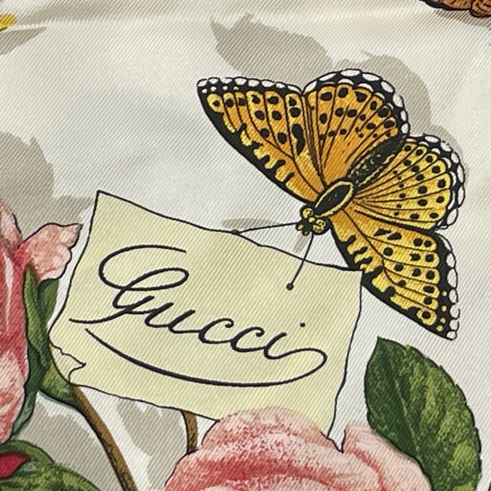 GUCCI(グッチ) 85cm×86cm フローラ 花柄 ロゴ スカーフ シルク ユニセックス【中古AB】20240620