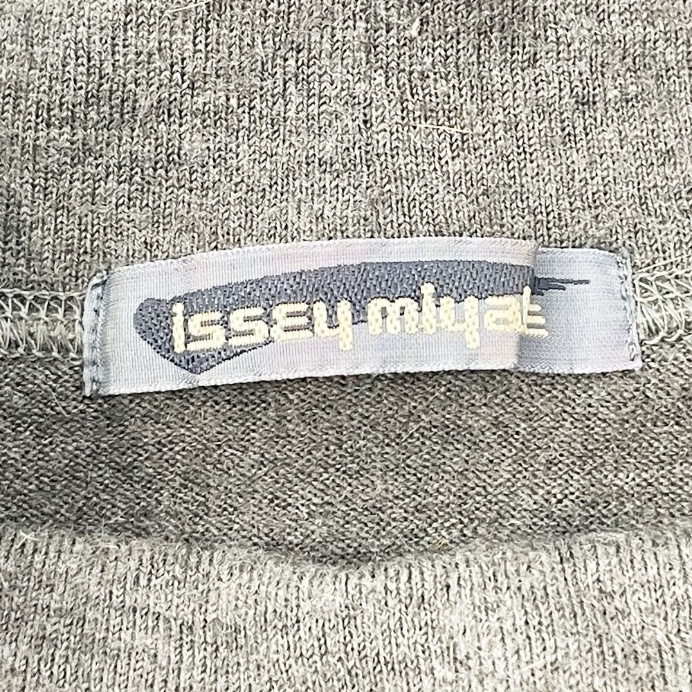 ISSEY MIYAKE(イッセイミヤケ) ボーダー 変形 タートルネック サイズ7 カットソー ウール レディース【中古BC】20240721