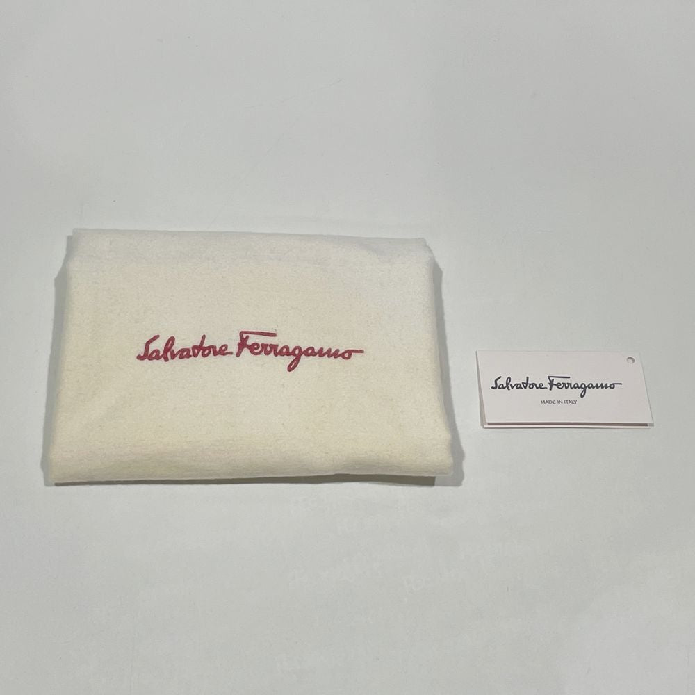 Salvatore Ferragamo(サルヴァトーレフェラガモ) ロゴ プレート ビジュー金具 チェーン ミニ パーティバッグ AQ-21 1905 ショルダーバッグ ベロア レディース【中古AB】20240622