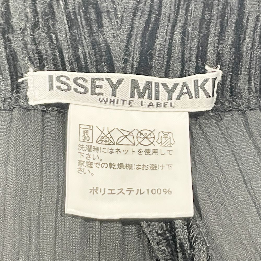 中古B/標準】ISSEY MIYAKE イッセイミヤケ ホワイトレーベル プリーツ加工 光沢感 ベロア ロング サイズ2 レディース パンツ  IM42FF203 ブラック20478051