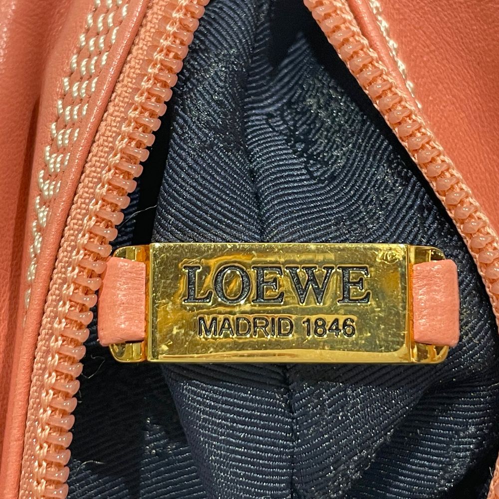 LOEWE(ロエベ) 【レア】アナグラム ナッパ 巾着 フラワー ポーチ レザー レディース【中古AB】20240714