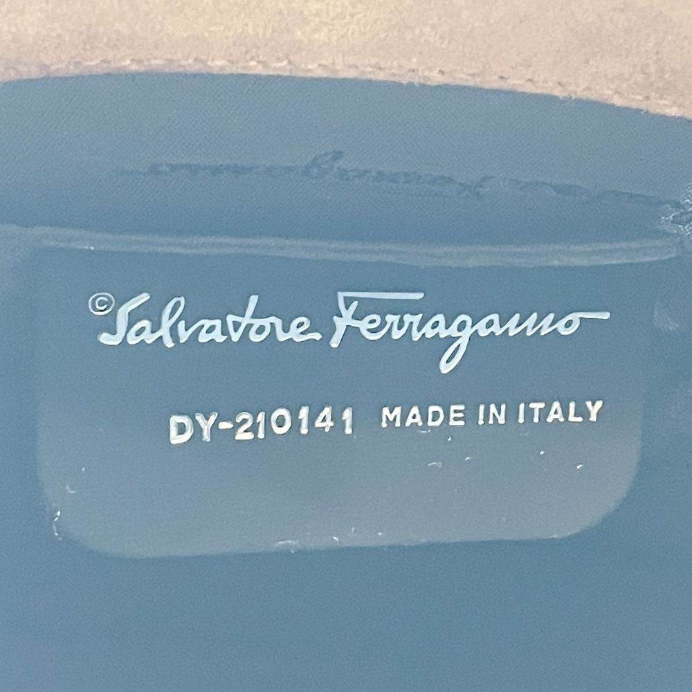 Salvatore Ferragamo(サルヴァトーレフェラガモ) ロゴ プレート 筒形 DY-210141 ハンドバッグ レザー レディース【中古AB】20240727