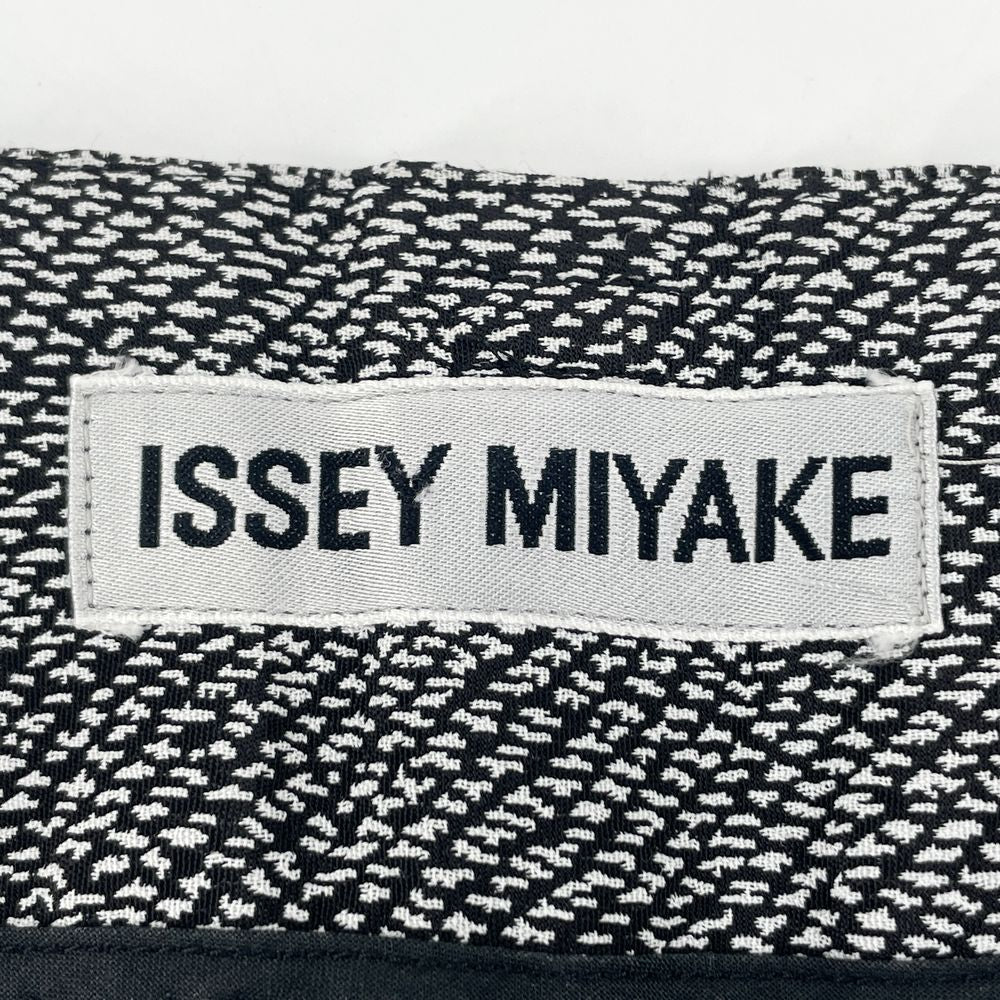 ISSEY MIYAKE(イッセイミヤケ) 総柄 ボリューム ハイウエスト ワイド IM61-FF120 パンツ アセテート/レーヨン レディース【中古B】20240717