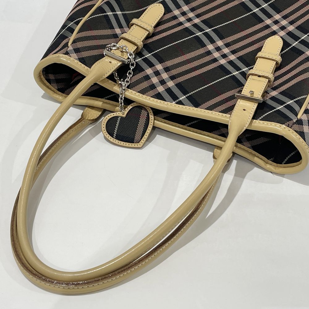 BURBERRY BLUE LABEL(バーバリーブルーレーベル) チェック スクエア型 肩掛け チャーム付き トートバッグ キャンバス/レザー レディース【中古B】20240803