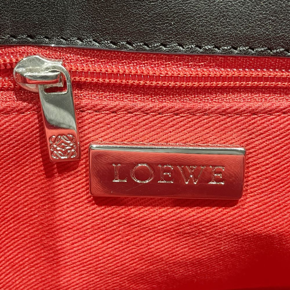 LOEWE(ロエベ) ロゴ アナグラム 斜め掛け ヴィンテージ ショルダーバッグ レザー/スエード レディース【中古AB】20240901