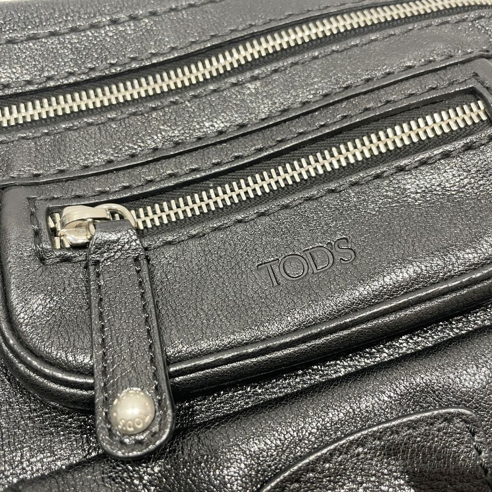 TOD’S(トッズ) Tロゴ金具 ポケットデザイン 肩掛け ショルダーバッグ レザー ユニセックス【中古AB】20240824