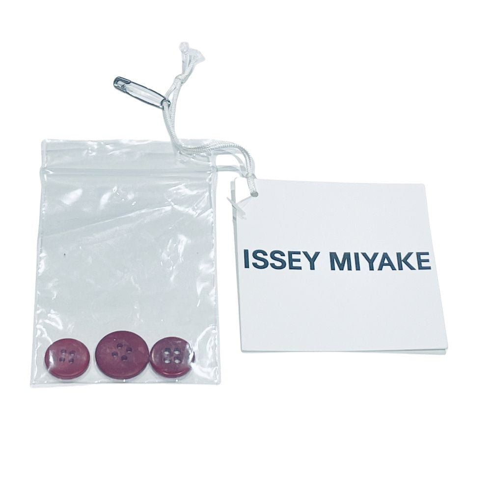 ISSEY MIYAKE(イッセイミヤケ) タグ付き クロップド サイズ3 IM33FF017 パンツ ナイロン/ポリウレタン メンズ【中古AB】20240921