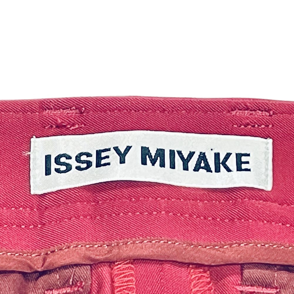 ISSEY MIYAKE(イッセイミヤケ) タグ付き クロップド サイズ3 IM33FF017 パンツ ナイロン/ポリウレタン メンズ【中古AB】20240921