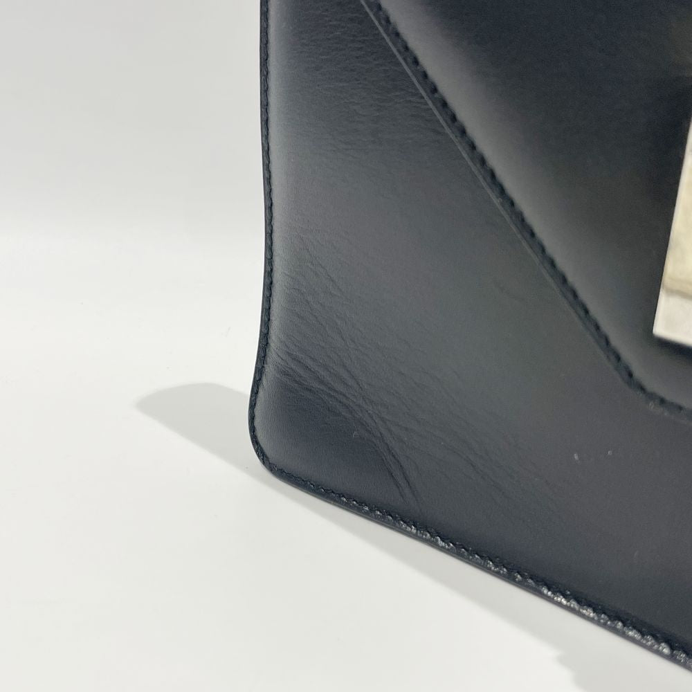 中古B/標準】CELINE セリーヌ ロゴ リング金具 スクエア型 ヴィンテージ レディース クラッチバッグ ブラック20490257