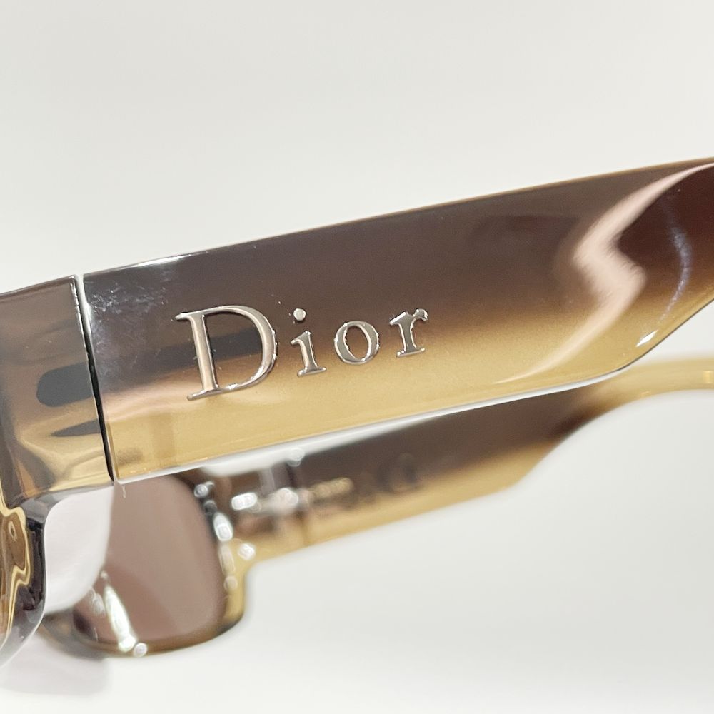 Dior(ディオール) ロゴ カーブレンズ LATINA GIRL4 WG3 サングラス プラスチック/ ユニセックス【中古A】20240910