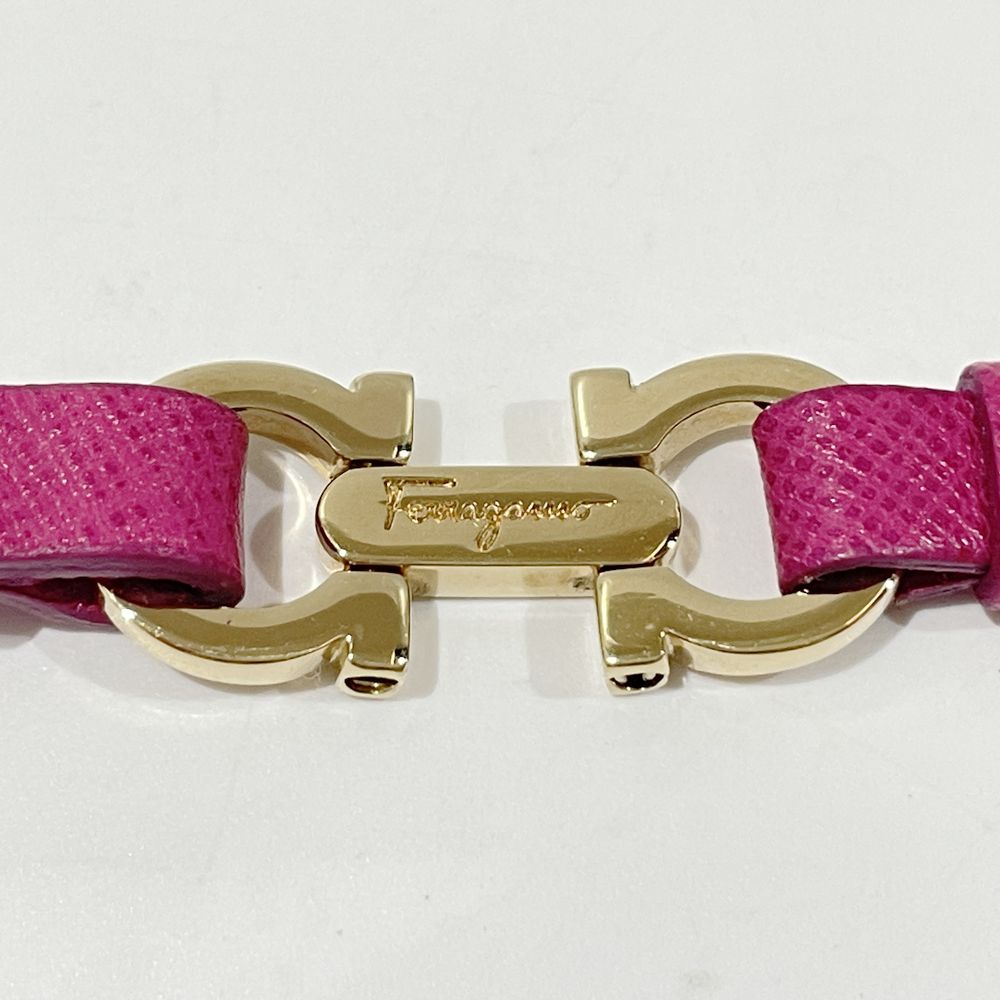 Salvatore Ferragamo(サルヴァトーレフェラガモ) ガンチーニ スタッズ ストラップ キーリング キーホルダー レザー/メタル ユニセックス【中古A】20241002