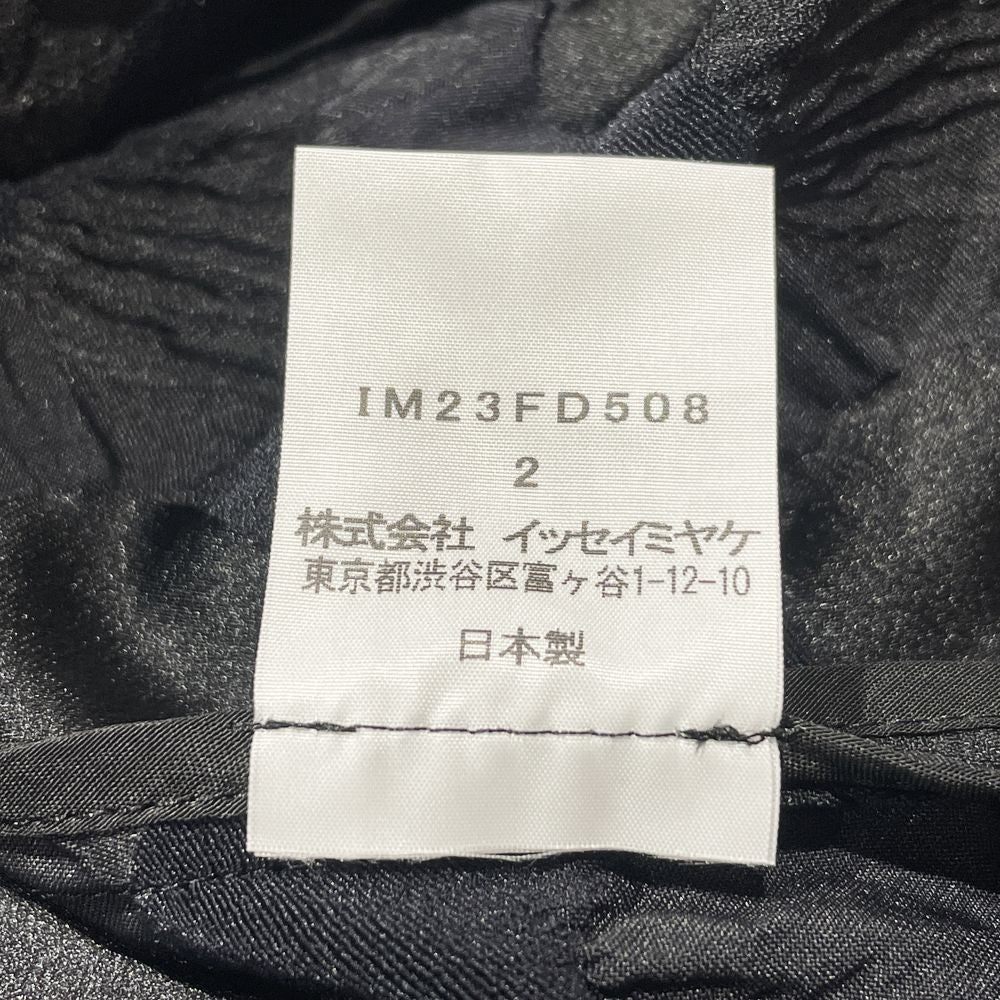 ISSEY MIYAKE(イッセイミヤケ) フラワー エンボス加工 2ボタン サイズ2 IM23FD508 テーラードジャケット ナイロン/ポリエステル/ポリウレタン レディース【中古AB】20241019