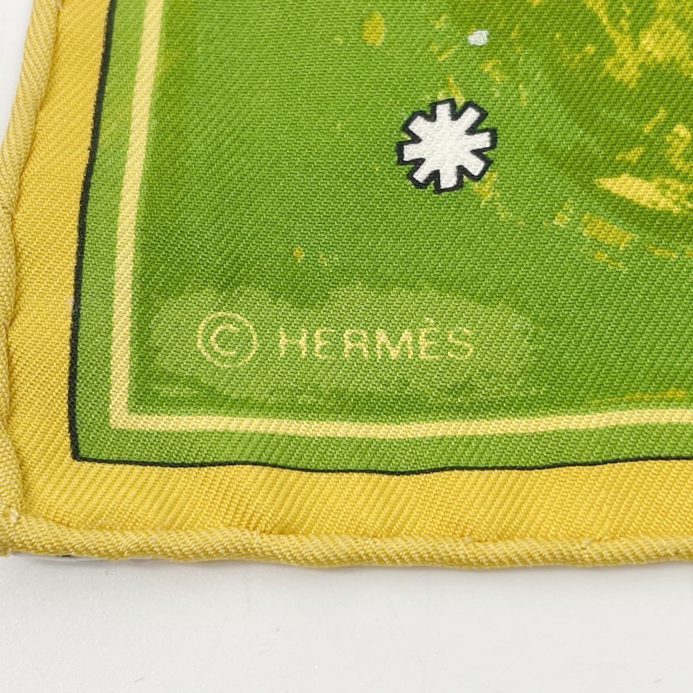 HERMES(エルメス) プチ・カレ43 l'Annee des Etoiles 星 月 宇宙 スカーフ シルク ユニセックス【中古A】20241024