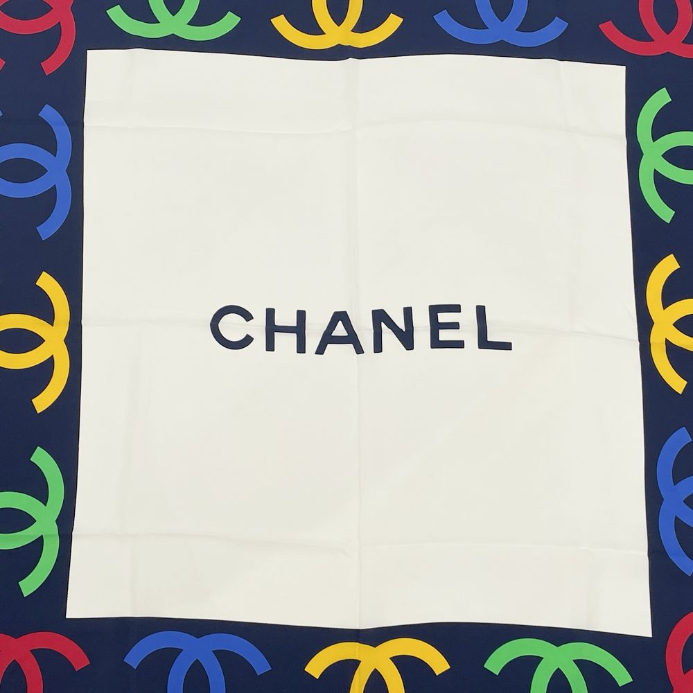 中古A/美品】CHANEL シャネル ヴィンテージ 87cm×84cm ココマーク ロゴ タグ付き ユニセックス スカーフ マルチカラー20496587