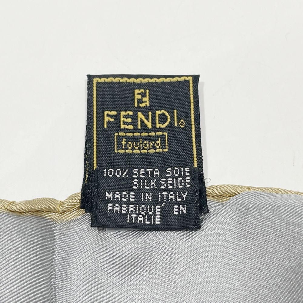 FENDI(フェンディ) 89cm×85cm ズッカ ロゴ バッグ 小物 香水 雑貨柄 ヴィンテージ スカーフ シルク ユニセックス【中古A】20241031