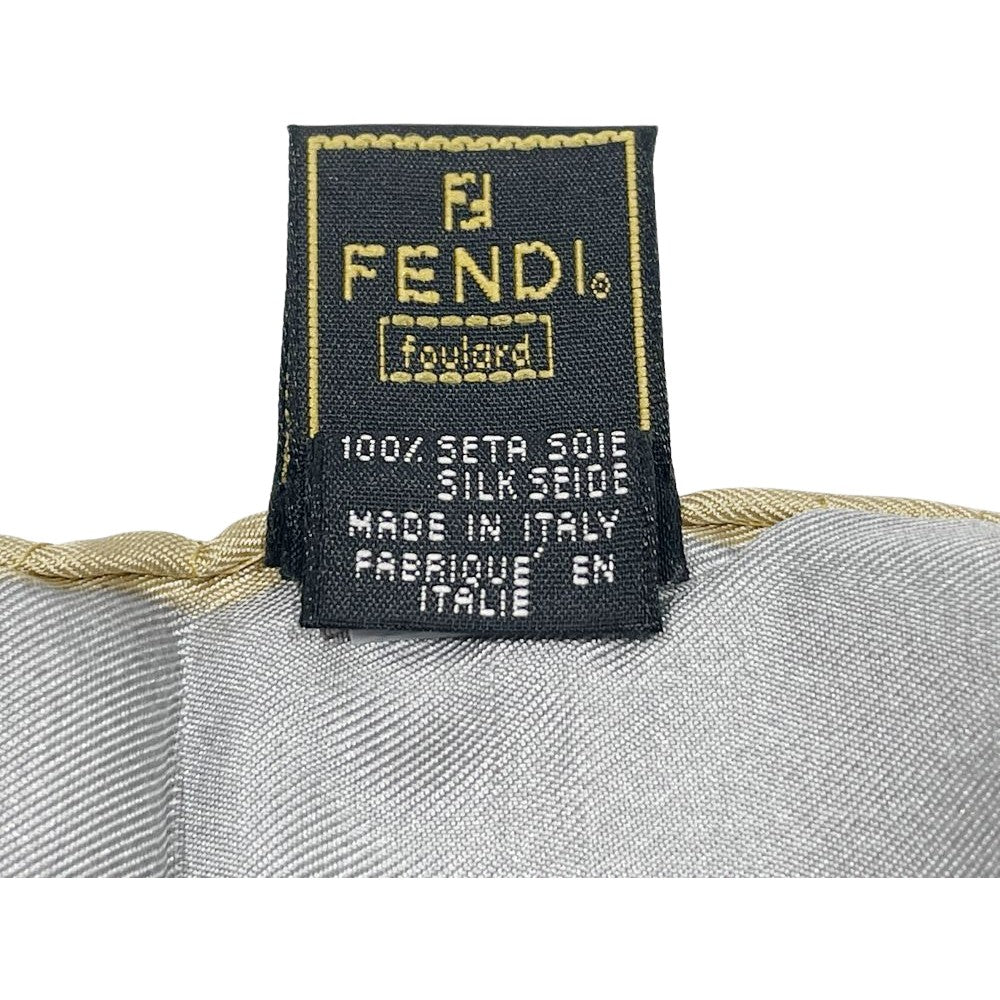 FENDI(フェンディ) 89cm×85cm ズッカ ロゴ バッグ 小物 香水 雑貨柄 ヴィンテージ スカーフ シルク ユニセックス【中古A】20241031