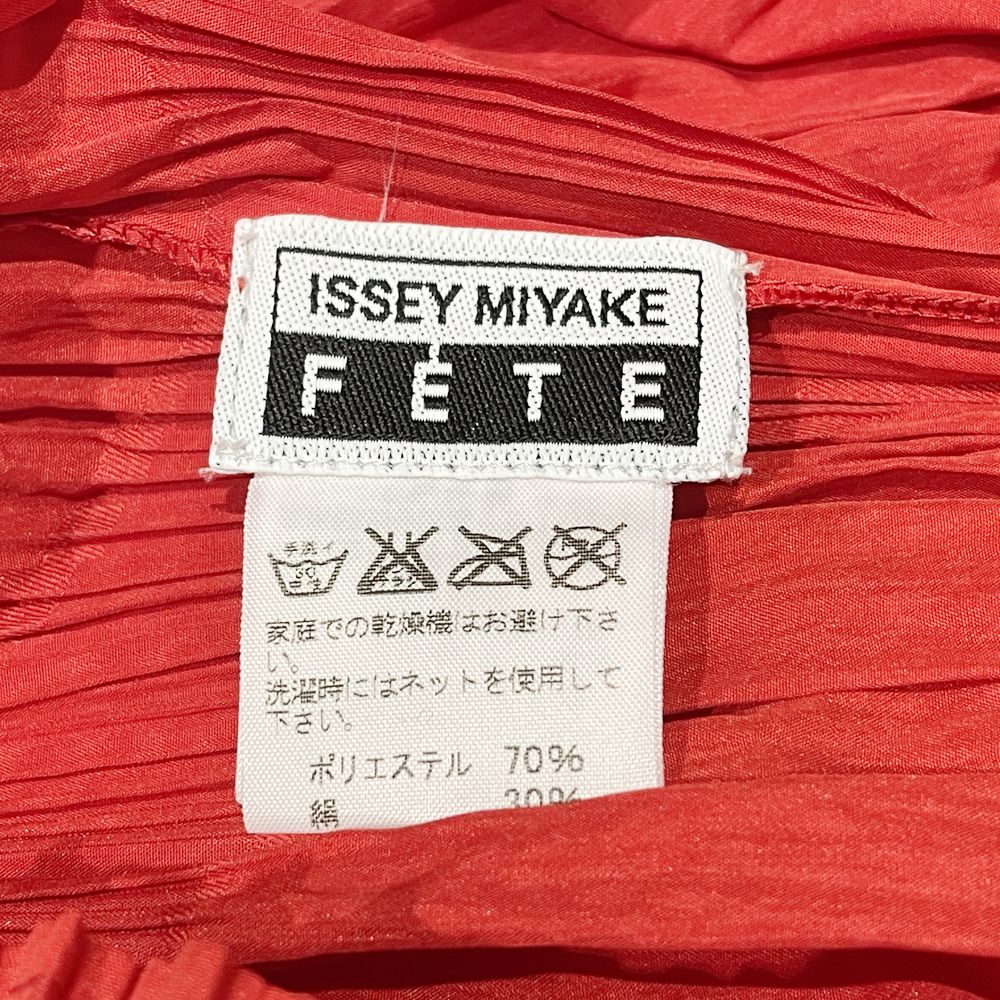 ISSEY MIYAKE(イッセイミヤケ) FETE フェット プリーツ加工 ノースリーブ テーパード IF82FJ214 カットソー ポリエステル/シルク レディース【中古AB】20241019