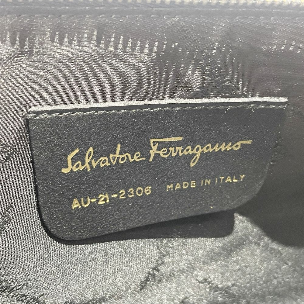 Salvatore Ferragamo(サルヴァトーレフェラガモ) ガンチーニ金具 総柄 ワンショルダー 肩掛け AU-21 2306 ショルダーバッグ レザー レディース【中古AB】20241109