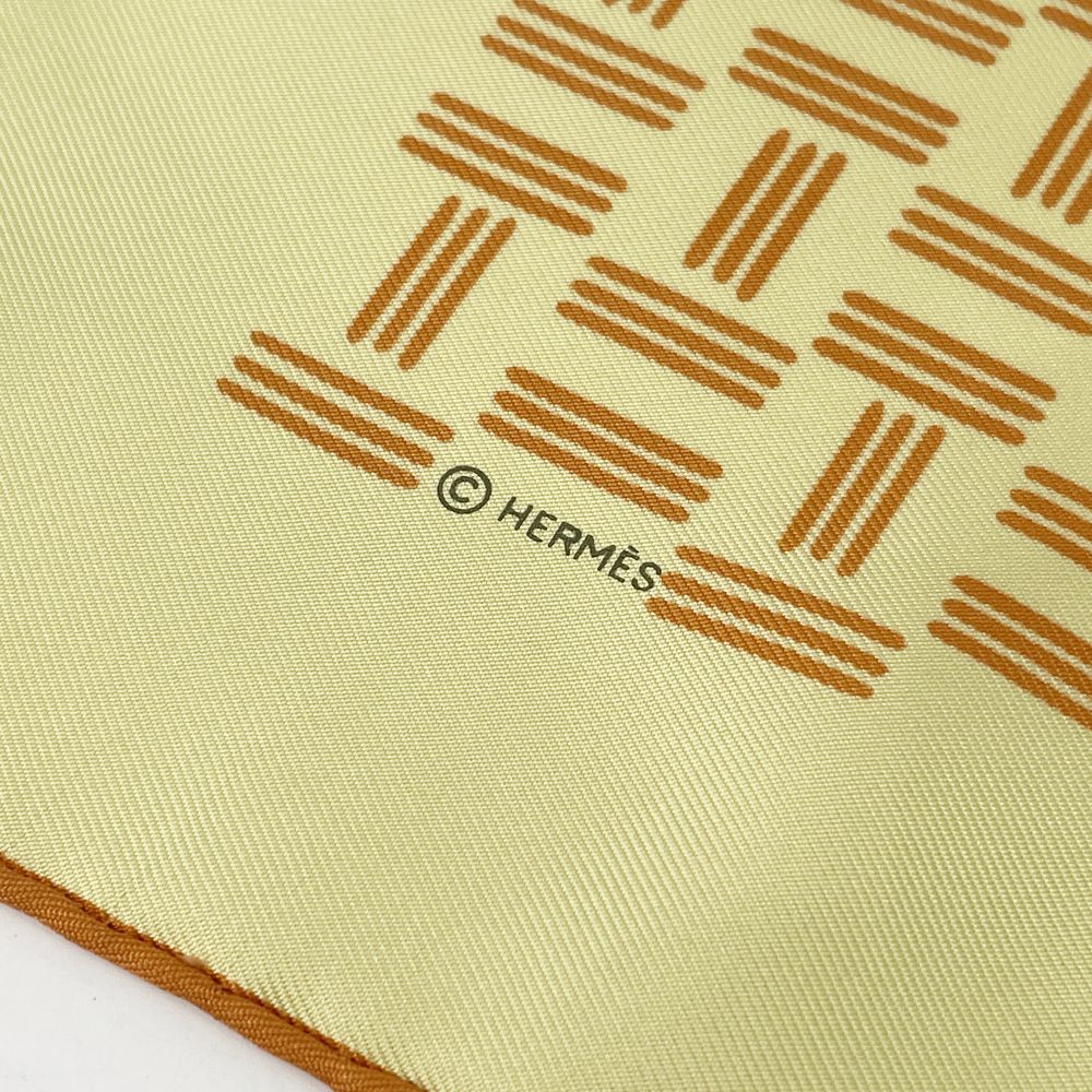 HERMES(エルメス) カレH 70 総柄 ロゴ 66cm×67cm スカーフ シルク ユニセックス【中古A】20241117