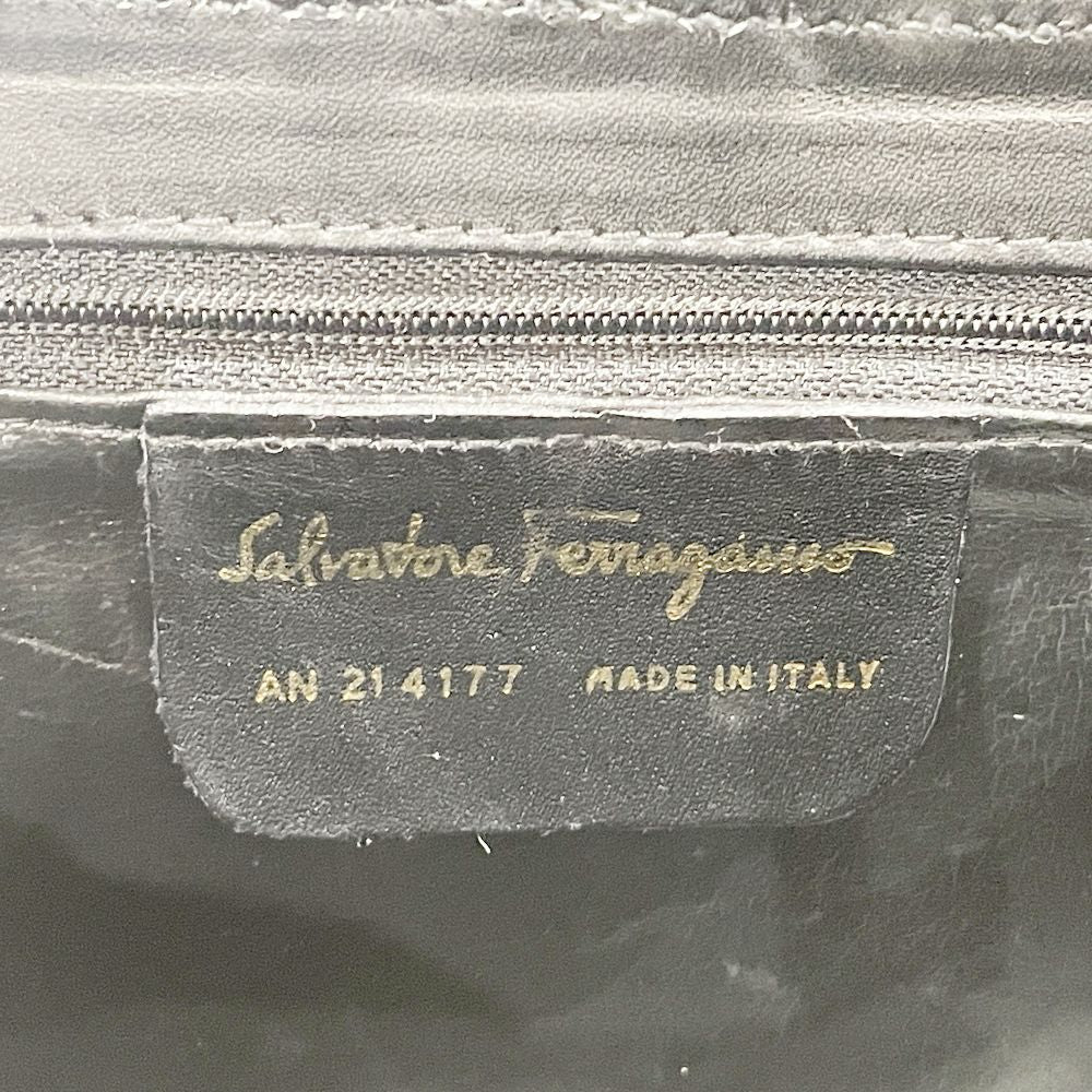 Salvatore Ferragamo(サルヴァトーレフェラガモ) ヴァラ リボン ボックス型 斜め掛け AN214177 ショルダーバッグ レザー/キャンバス レディース【中古B】20241201