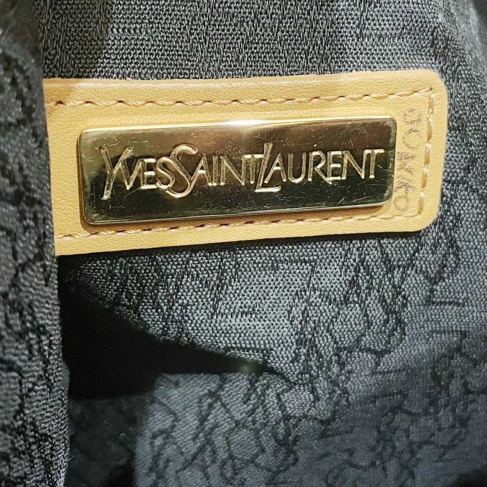 YVES SAINT LAURENT(イヴ・サンローラン) 巾着 ヴィンテージ 斜め掛け ハトメ ショルダーバッグ PVC/レザー レディース【中古AB】20241130