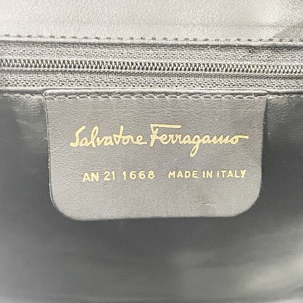 Salvatore Ferragamo(サルヴァトーレフェラガモ) ヒール金具 トップハンドル 2WAY DQ-21 1668 ハンドバッグ レザー レディース【中古B】20231216