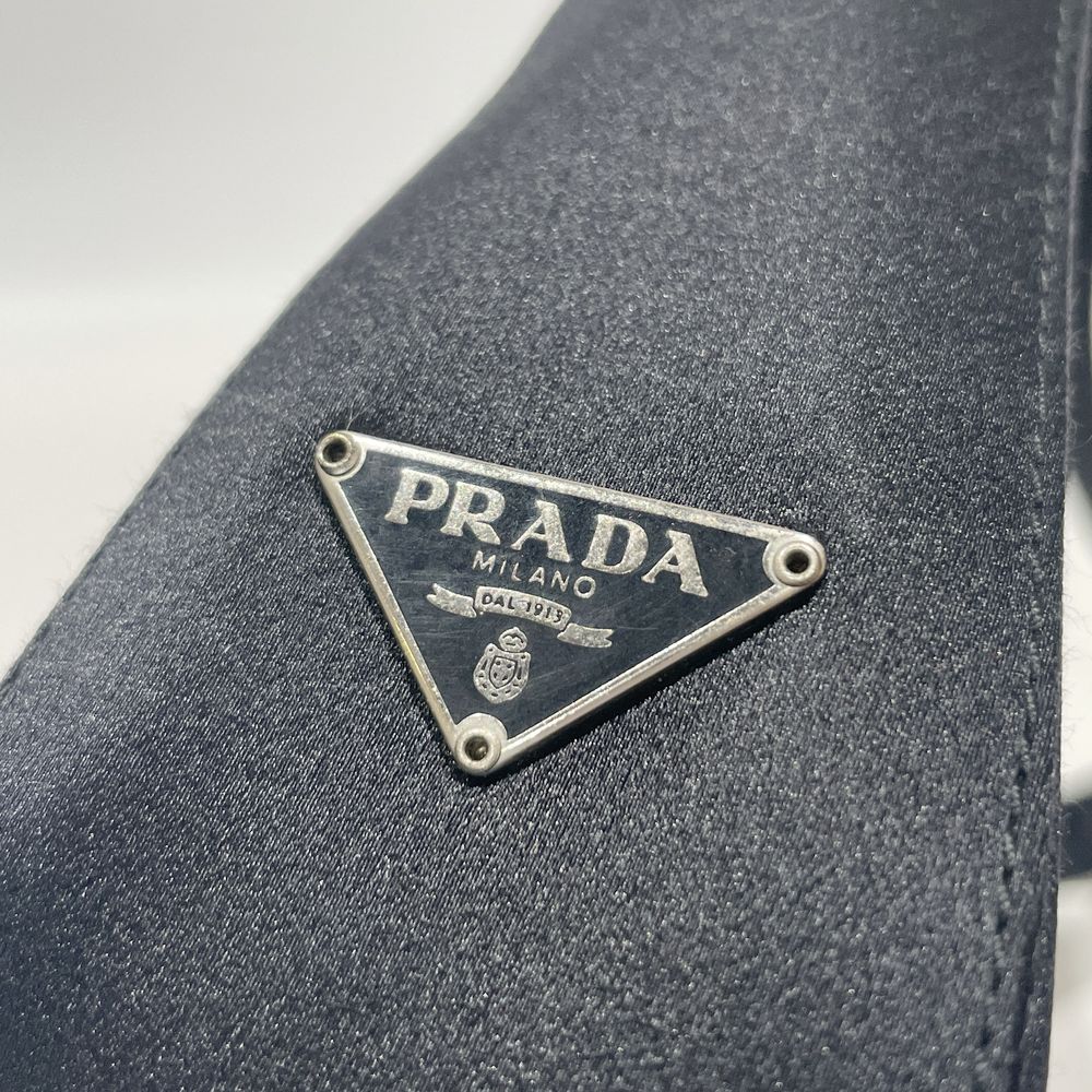 PRADA(プラダ) 三角ロゴ プレート 光沢 ワンショルダー 肩掛け ショルダーバッグ サテン レディース【中古AB】20241224