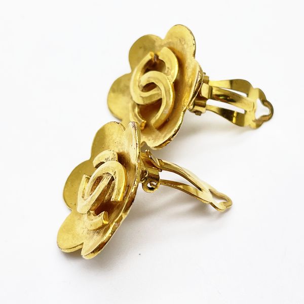 CHANEL Coco Mark Flower Motif 98P Vintage Earrings GP Women's [Used B] 20230330