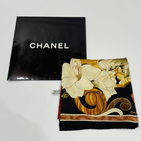 CHANEL Coco Mark Flower Floral Pattern Large Vintage Scarf Silk Women's 20230911