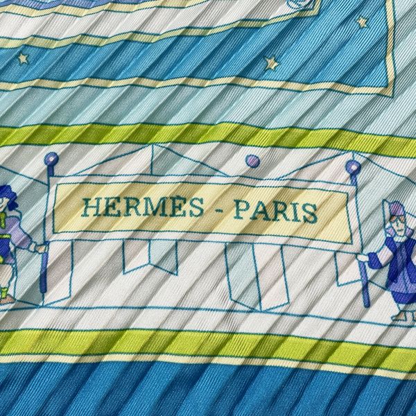 HERMES Pleated CARRE Prise DONNER LA MAIN Reach Out Women's Scarf [Used AB/Slightly Used] 20412706