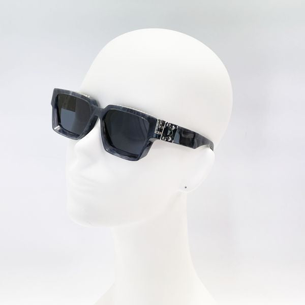 Millionaire Louis Vuitton Sunglasses for Men - Vestiaire Collective