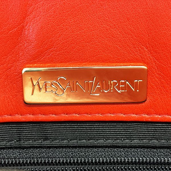 Used B Standard YVES SAINT LAURENT Vintage V Stitch Square