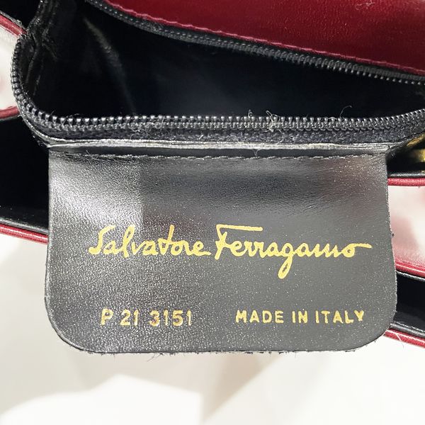 Salvatore Ferragamo Vintage Double Gancini Crossbody Ladies Shoulder Bag Bordeaux [Used B/Standard] 20417721