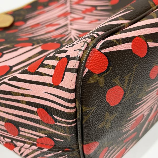 Louis Vuitton Jungle Dots Neverfull mm Tote Bag